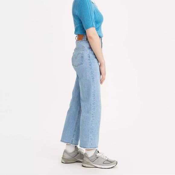 Levi's Women's Ribcage Straight Ankle Jeans- Size 29 - Picture 2 of 15
